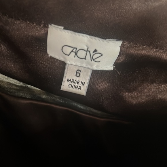 Cache - Picture 5 of 5